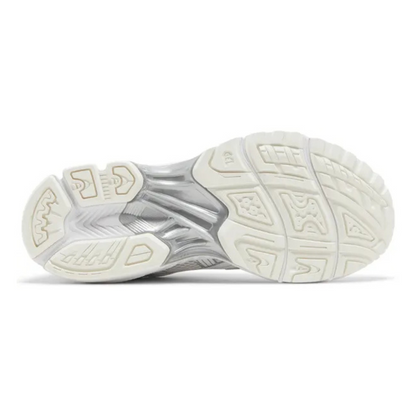 Kayano "Silver White"